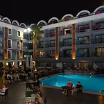 Club Viva 4*