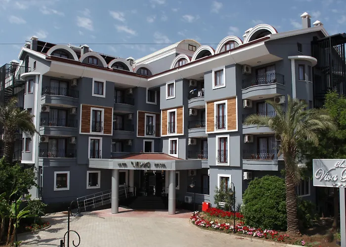 Hotel Club Viva 4*