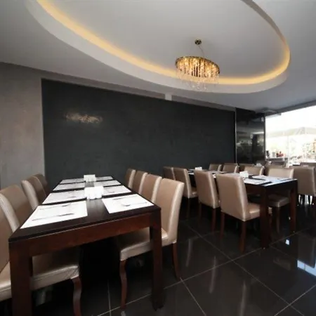 Hotel Club Viva 4*