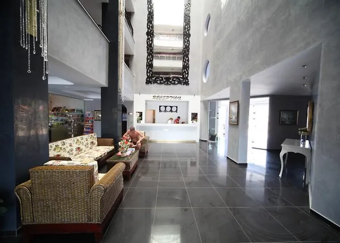 Club Viva Отель 4*